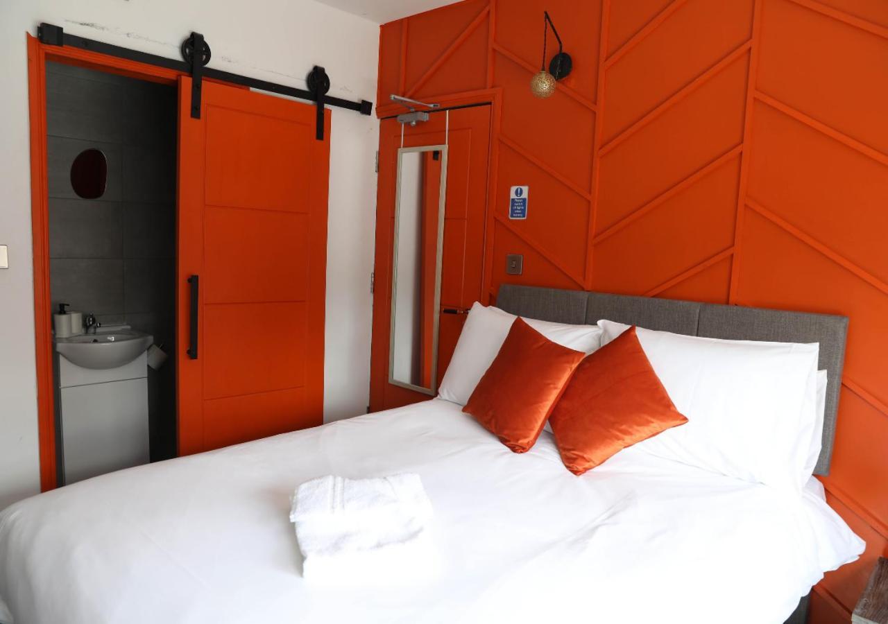 Cb Stays - Private Rooms With Ensuite And Kitchenette In Peterborough Esterno foto