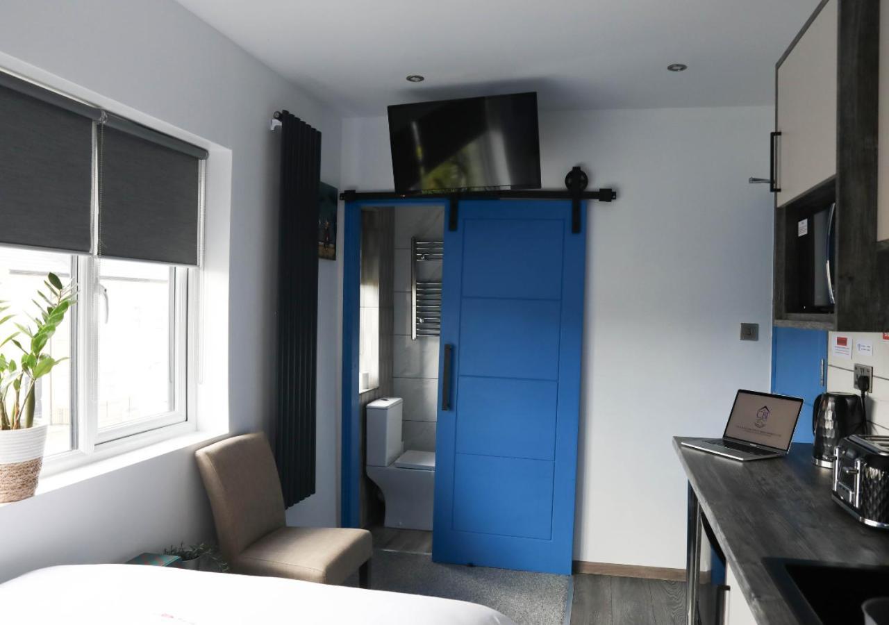 Cb Stays - Private Rooms With Ensuite And Kitchenette In Peterborough Esterno foto